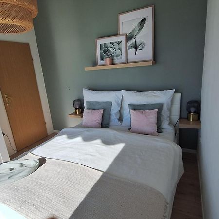 Ferienwohnung Mit 180° Meerblick Dobreć Extérieur photo