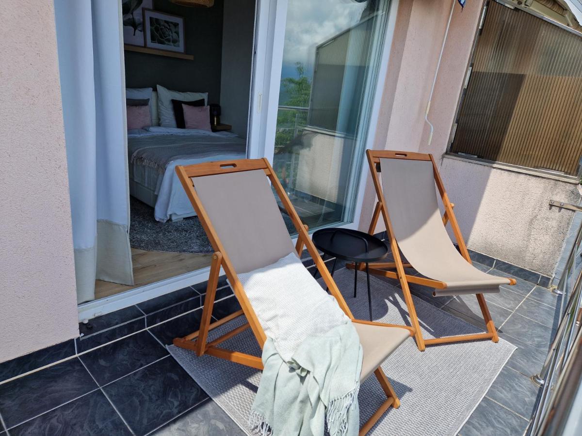 Ferienwohnung Mit 180° Meerblick Dobreć Extérieur photo