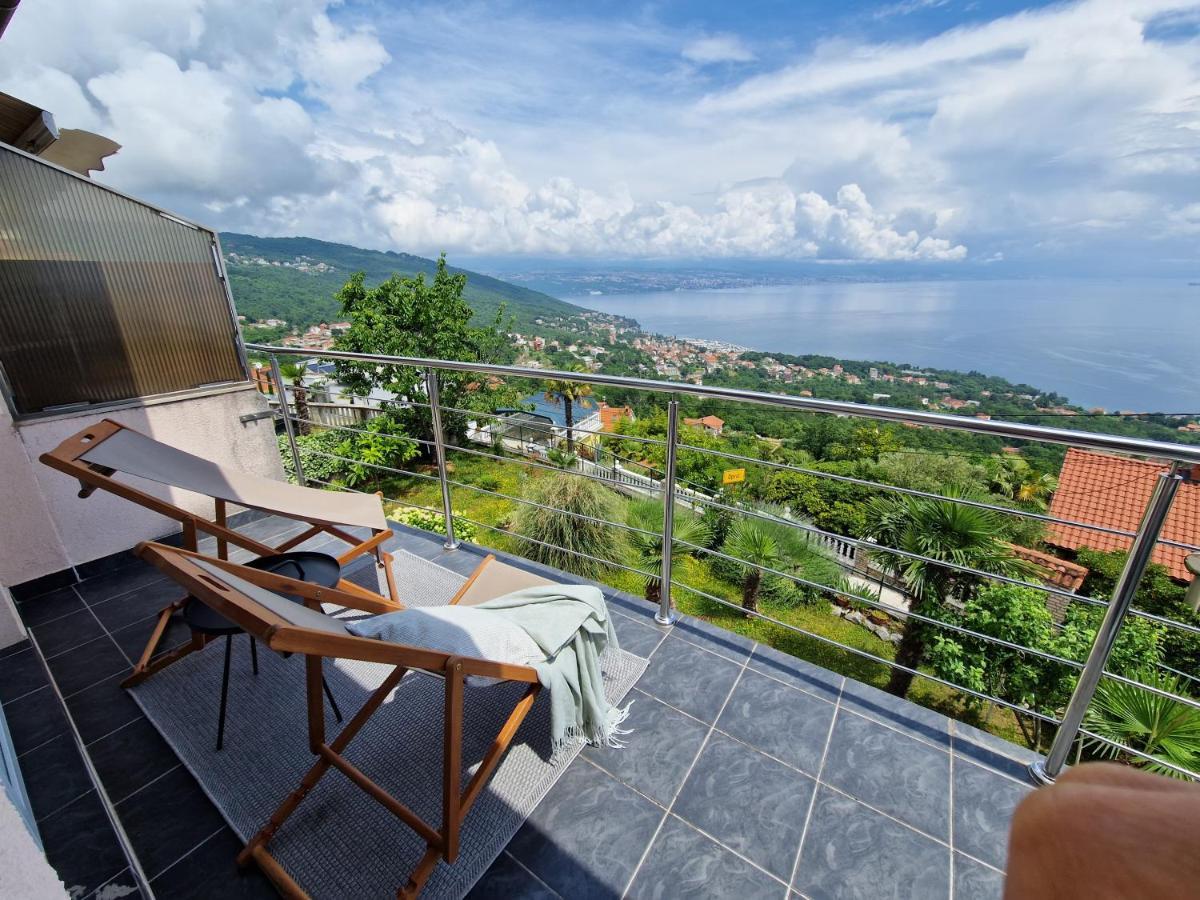 Ferienwohnung Mit 180° Meerblick Dobreć Extérieur photo