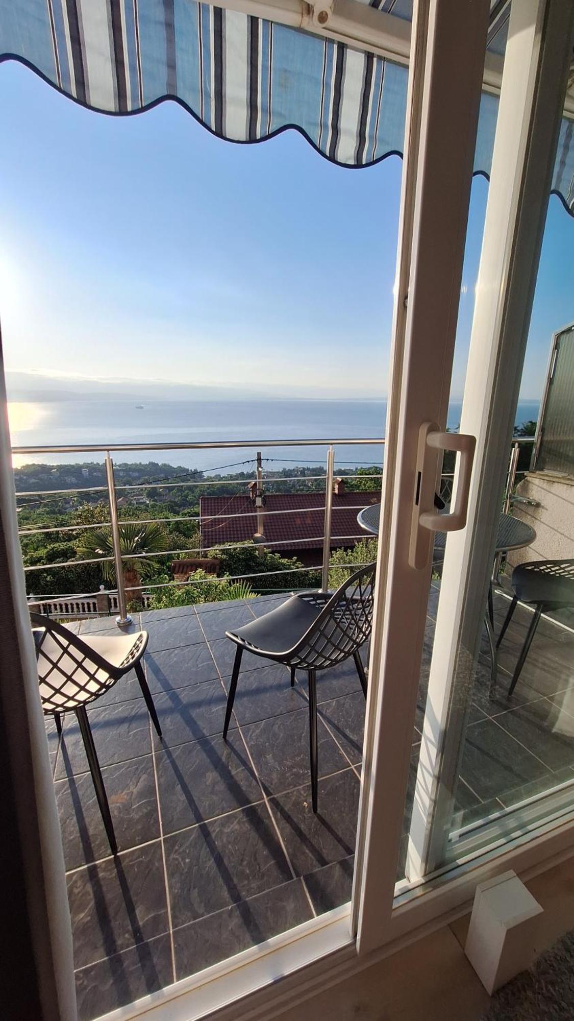 Ferienwohnung Mit 180° Meerblick Dobreć Extérieur photo